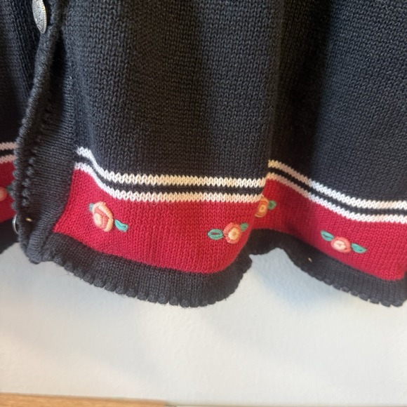 BFA XL Cardigan, embroidered flowers, multicolored, arty, art to wear, classic - Picture 6 of 10